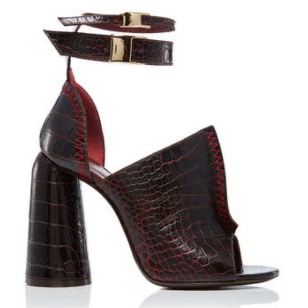 Ellery Crocodile Embossed Leather D’Orsay Sandal with Tag. Size Women’s 9. NEW